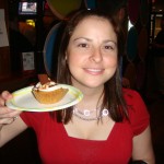 Steph with cupcake